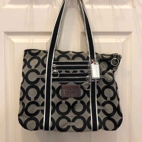 SOLD Coach purse - Picture 1 of 8